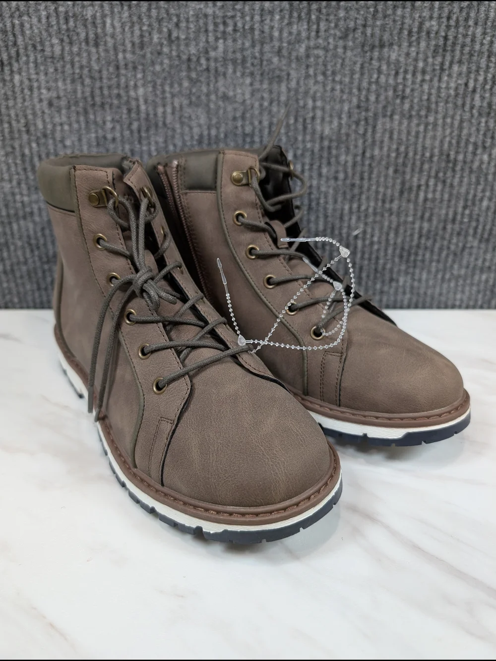 Kenneth Cole classic lace